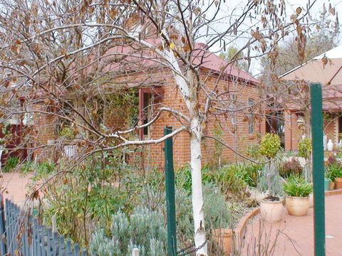 Albury Cottages - Darwin Holiday 2
