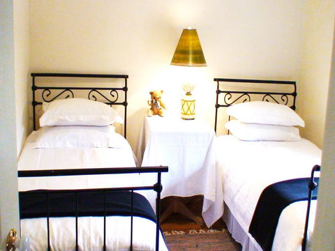 Albury Cottages - Darwin Holiday 1