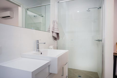 Albury Yalandra Apartment 1 - Darwin Holiday 2