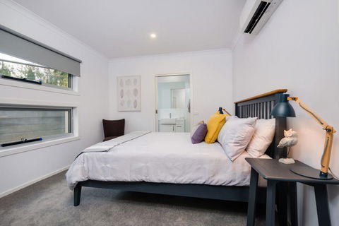 Albury Yalandra Apartment 1 - Darwin Holiday 3