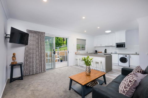 Albury Yalandra Apartment 1 - Darwin Holiday 1