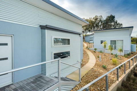 Albury Yalandra Apartment 5 - Darwin Holiday 0