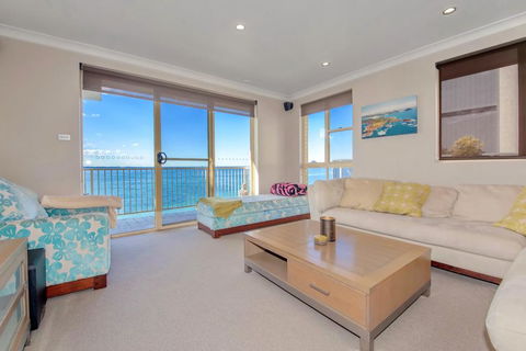 Alcheringa Unit 3 & 4, 32 Sandy Point Road - Darwin Holiday 0