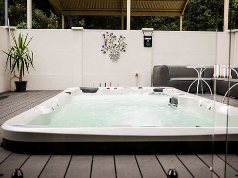Aldgate Lodge Bed & Breakfast - Darwin Holiday 1
