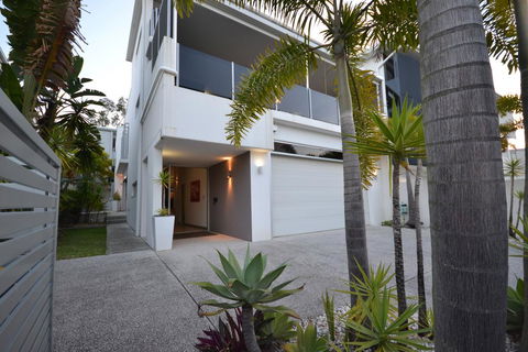Alex Beach House - Darwin Holiday 1