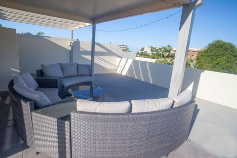 Alexandra Headland Luxury Townhouse - Darwin Holiday 2