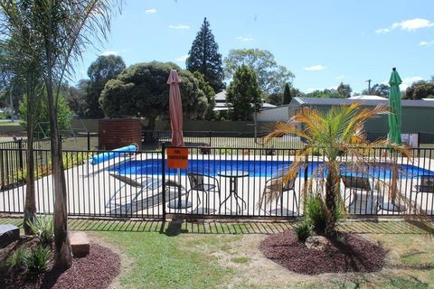 Alexandra Motor Inn - Victoria Aus - Darwin Holiday 0