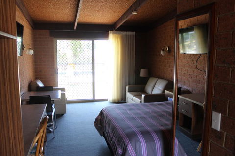 Alexandra Motor Inn - Victoria Aus - Darwin Holiday 1