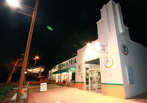 Alice Springs YHA - Darwin Holiday 0