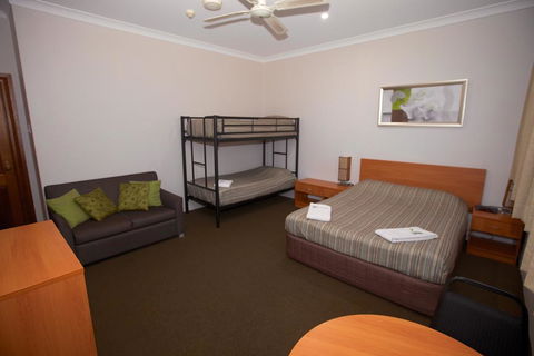 Alishan International Guest House - Darwin Holiday 3