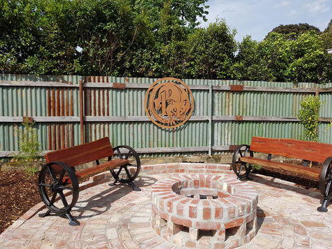 Alkira - Darwin Holiday 1