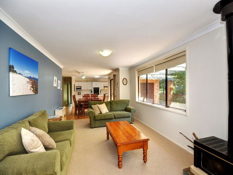 All Decked Out - Pet Friendly - Darwin Holiday 1