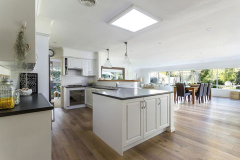 ALLAMBEA - MOUNT ELIZA - Darwin Holiday 3