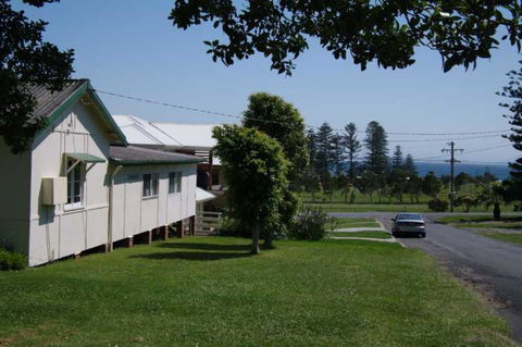 Almare, 7 Gowing Street - Darwin Holiday 1