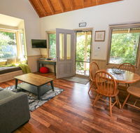 Alpine Arnica Cottage 2 - Darwin Holiday