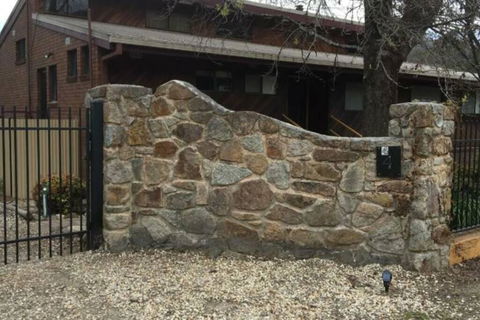 Alpine Guest House - Darwin Holiday 1