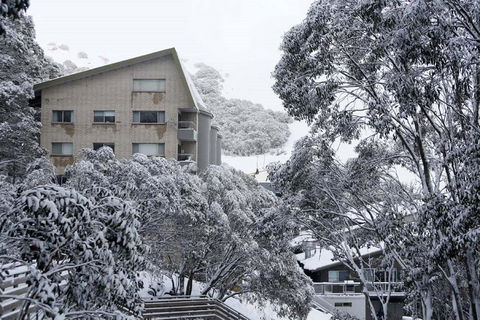 Alpine View Apartments - Darwin Holiday 0