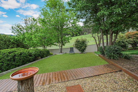 Alpine Vista - Short Walk To Town Centre - Darwin Holiday 2