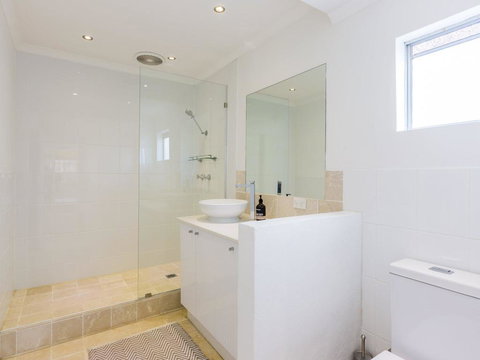 Amalfi Beach House - Darwin Holiday 3