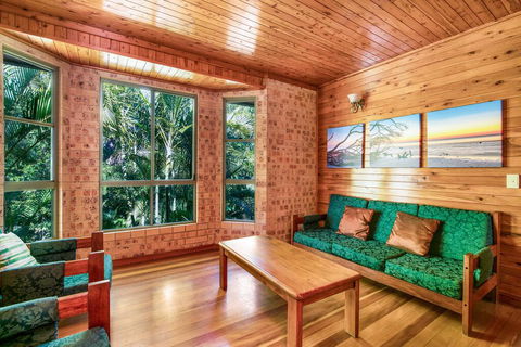 Amaroo - Rainbow Shores Room For Everyone And Walk To Beach - Darwin Holiday 3