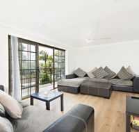Amaroo Retreat  Fingal Bay - Darwin Holiday
