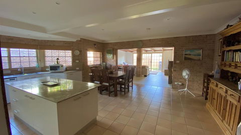 Amazing Beach House - Darwin Holiday 3