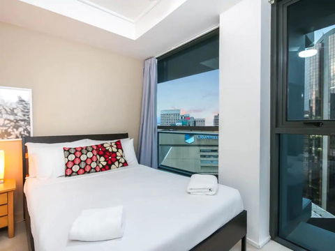 Amazing Brisbane CBD 2 Bedroom Apartment With River Views - Darwin Holiday 3