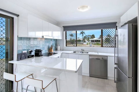 Amazing Modern Apartment On The Canal - Darwin Holiday 0