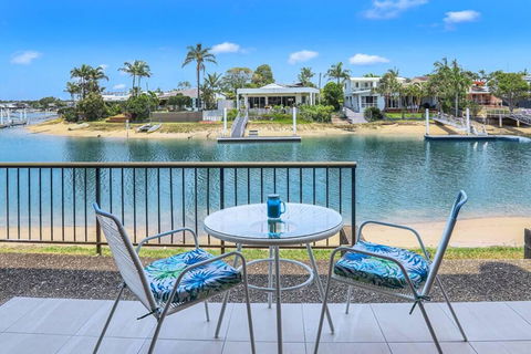 Amazing Modern Apartment On The Canal - Darwin Holiday 2