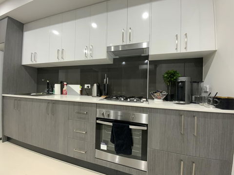 Amazing New Apartment Penrith, Prime Location - Darwin Holiday 3