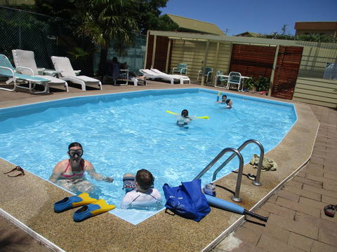 Anchorbell Holiday Apartments - Darwin Holiday 0