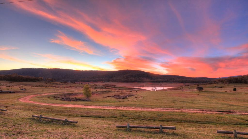 Old Adaminaby NSW Darwin Holiday
