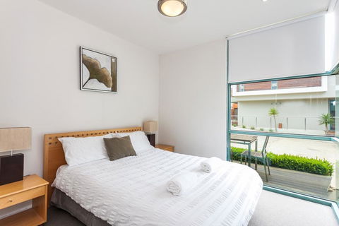 Anglesea River Apartments - Spa Apartment 23 - Darwin Holiday 1