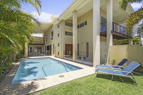 ANGOURIE HOUSE - SALT VILLAGE - Darwin Holiday 0