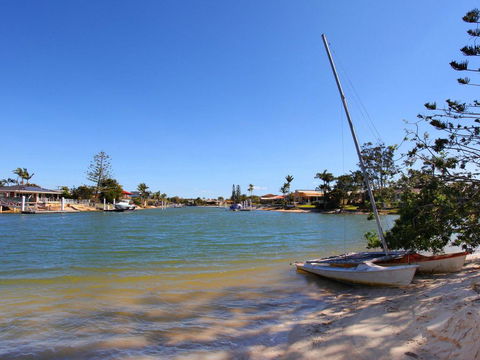 Anjuna 2 - 2 BDRM Budget Stay On Canal - Darwin Holiday 0