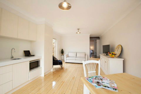 Apartment 35 - Darwin Holiday 2