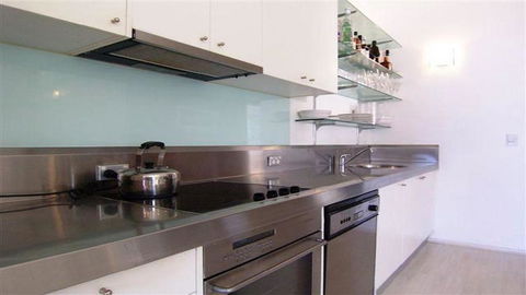 Apartment At Cooper St - Darwin Holiday 3