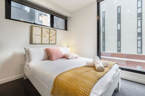 Apartment On BOURKE St - HEART Of Melbourne CBD. - Darwin Holiday 2