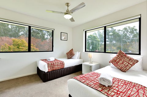 Apex Park Holiday Apartments - Darwin Holiday 3