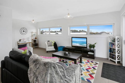APOLLO 13 PENTHOUSE - Free Wifi & Huge Terrace! - Darwin Holiday 1