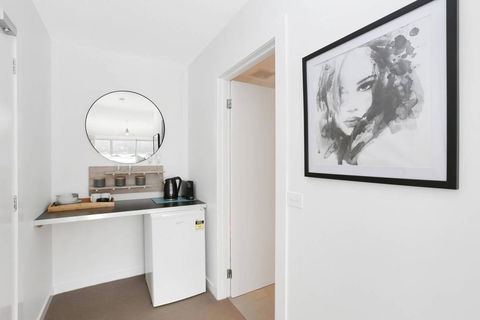 APOLLO 13 STUDIO - Free Wifi, Opposite Beach! - Darwin Holiday 3