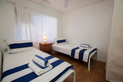 Apollo Jewel Beachfront Apartments - Darwin Holiday 1