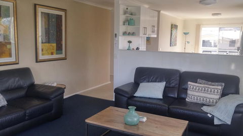 Apollo Luxury Apartments - Darwin Holiday 3