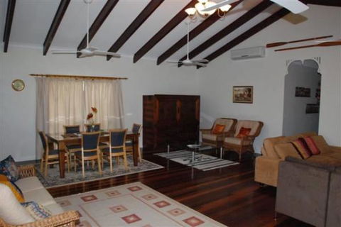 Appian Beach House - Darwin Holiday 2