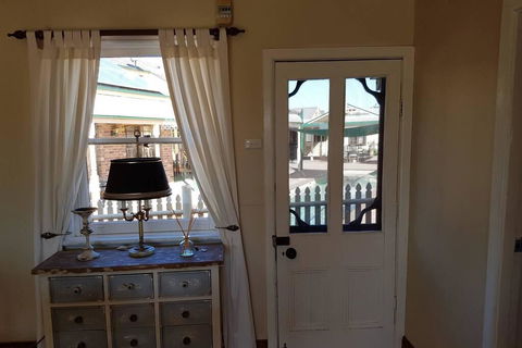 Appin Homestay Country Cabin - Darwin Holiday 1