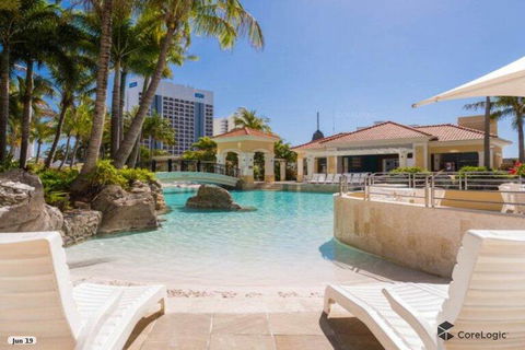 APR Renaissance Private Apartments - Darwin Holiday 1