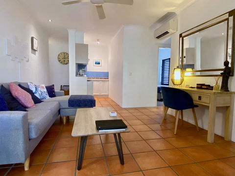 Apt 58 At The Reef Club Resort - Tranquil, Walk To Beach And Village - Darwin Holiday 3