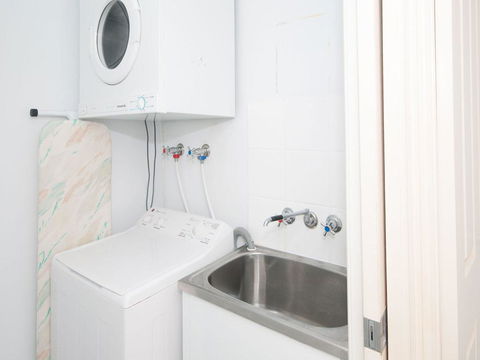 Aquarius Apartment 4 - Darwin Holiday 1