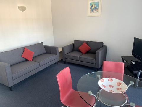 Aquarius Apartments Mollymook - Darwin Holiday 1