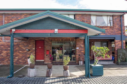 Arabella Motor Inn (formerly South Tweed Motor Inn) - Darwin Holiday 1